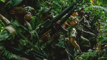 Kolombiya'da silahlı çatışma: 30 ölü