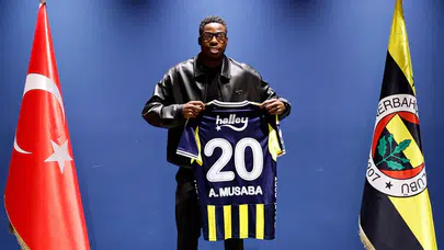 Anthony Musaba Kimdir? Fenerbahçe’nin Yeni Hollandalı Kanadı
