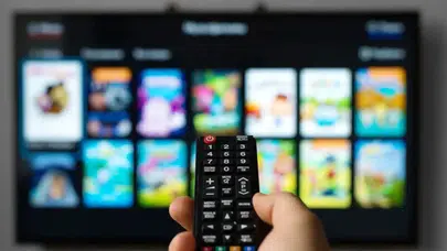4 Ocak 2026 Pazar TV Yayın Akışında Haftasonu Eğlencesi! Pazar Günü Ekranlarda Hangi Programlar Yer Alacak?
