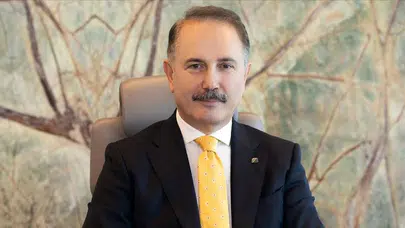 Abdi Serdar Üstünsalih Kimdir? Kaç Yaşında, Nereli, Evli mi? VakıfBank Genel Müdürü’nün Biyografisi