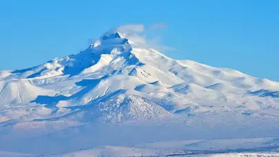 Erciyes Dağı nerede? Erciyes Dağı kaç metre? Erciyes Türkiye'nin kaçıncı dağı?