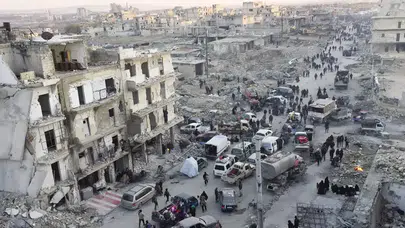 Halep’te savaş yeniden alevlendi: Suriye ordusu YPG/SDG’ye karşı gücünü gösteriyor!