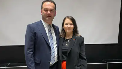 Görele Belediye Başkanı Hasbi Dede'nin Eşinin Kimliği Merak Ediliyor!