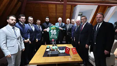 İYİ Parti Lideri Dervişoğlu'ndan Bursaspor'a Ziyaret!