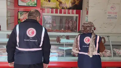 Diyarbakır'da kasap denetimlerinde 643 ürün incelendi, 377 bin lira ceza kesildi.