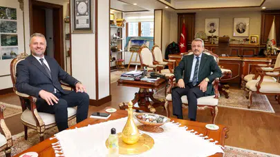 Rize Valiliği’nde Makam Ziyaretleri: Turizm, Tarım ve Gençlik Gündemdeydi