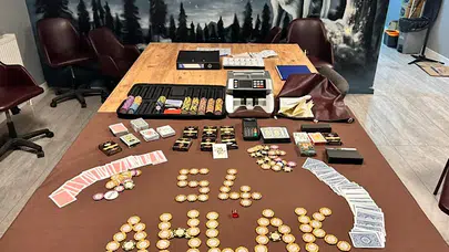 Sakarya'da Gizli VIP Poker Baskını: Kumarhane Faaliyetleri Ortaya Çıktı!