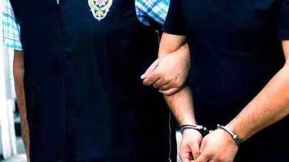 İstanbul'da sahte Cumhuriyet Savcısı toplu taşıma aracında yakalandı!