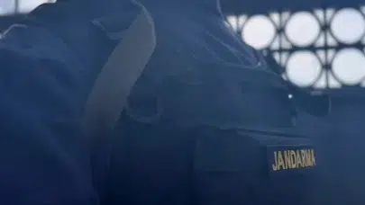 Adana merkezli 11 ilde siber dolandırıcılık operasyonu: 19 gözaltı