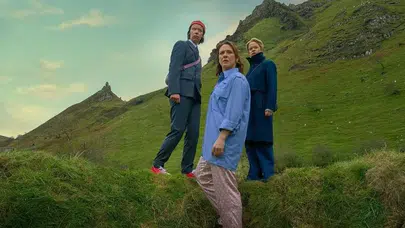 Sisli Günler Dizi Konusu ve Oyuncuları (18+)