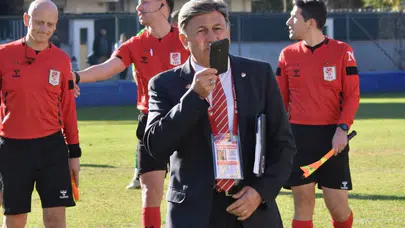 Futbol Sahalarında Yeni Moda! Küfredip Ceza Almıyorlar