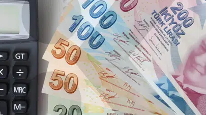 SGK, Usulsüz Emeklilik İle Mücadelede Sert Önlemler Aldı: Yüz Binlerce Dosya Süre dışı Bırakıldı!