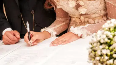 İBB'den Yeni Evlilere 40 Bin TL Destek Paketi! Geri Ödemesiz Tek Seferlik Nakit Yardımı Başladı!