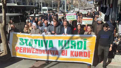 DEM Parti, Kürtçe için resmi statü ve anadilde eğitim hakkı talep etti!