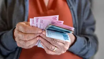 Yaşlı ve Engellilere Ramazan Ayı Öncesi Zamlı Yardımlar IBAN’lara Yattı!