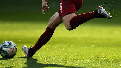 Adana Demirspor ile Erzurumspor FK'nın Mücadelesinin Detayları Açıklandı: Tarih, Saat ve Hakem Bilgileri!