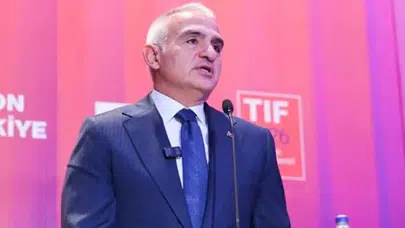 Bakan Ersoy: Türk turizmi artık şampiyonlar liginde