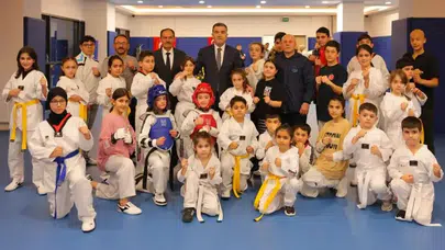 Bayburt Valisi, Yeni Spor Salonu'nda sporcularla buluşarak destek sözü verdi!