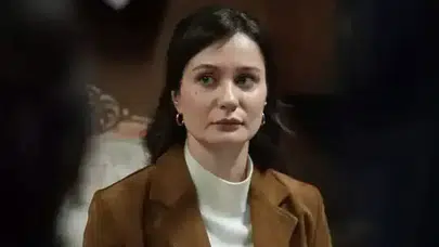 Berna Koraltürk: Taşacak Bu Deniz'in İlve'si, kariyeri ve özel hayatıyla dikkat çekiyor!