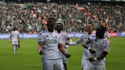 Beşiktaş, Kocaelispor'u Deplasmanda 1-0 Geçerek Süper Lig'deki İkinci Galibiyetini Aldı!