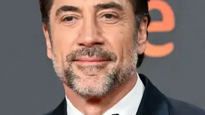 Javier Bardem, Emmy gecesinde Filistin kefiyesiyle dikkat çekti, Gazze'ye destek mesajı verdi