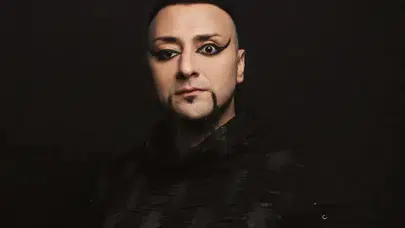 2026 Müzikal Festivalleri'nde Jekyll Hyde Müziği: Hayko Cepkin ve Pelin Akıl'ın Rol Dağılımları Açıkladı!