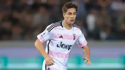 Kenan Yıldız: Genç Yıldızın Futbol Yolculuğu ve Kökleri