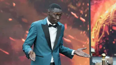 Khaby Lame'nin Serveti, Özel Hayatı ve Son Gelişmeler: 975 Milyon Dolarlık Anlaşma İptal Oldu mu?