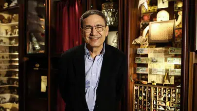 Orhan Pamuk'un Beyoğlu'ndaki Apartmanı Yıkım Aşamasında: Servetiyle Dikkat Çekmeye Devam Ediyor!