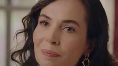 'Sevdiğim Sensin' dizisiyle Esra Ronabar'ın kariyeri ve özel hayatı gündemde!