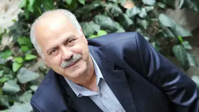 Türk Tiyatrosunun Önemli İsimlerinden Ali Tutal, Hayatını Kaybetti