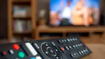 1 Mart 2026 Pazar yayın akışı: Bu akşam ATV, Kanal D, FOX, Show TV, STAR, TRT 1 ve TV8’de ne var?