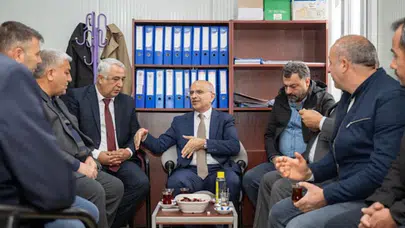 Başkan Er, Yerel Esnafı Ziyaret Ederek Desteklerini Sürdürüyor