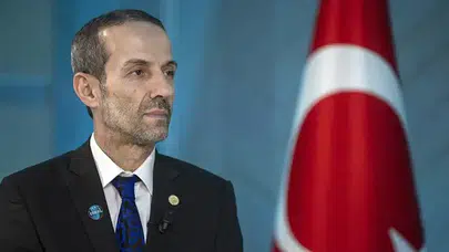 Abdurrahman Akyüz: Hayatı, Kariyeri ve Yaşı Hakkında Bilgiler