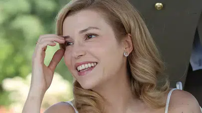 Selma Ergeç'in Tıp Fakültesini Bırakma Nedeni Nedir? Hayatı ve Ailesi Hakkında Bilgi