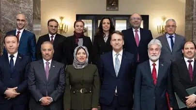 Katar Büyükelçisi Al Mahmoud, Arap Büyükelçileriyle yapılan görüşmeye katıldı