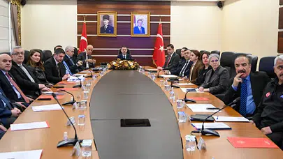 Kadın Hakları İçin Zirve: Vali Aktaş, Şiddete Karşı Mücadele İçin Toplandı