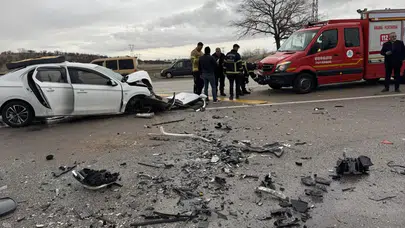Nevşehir'de üç aracın karıştığı kazada 3 kişi öldü, 6 kişi yaralandı