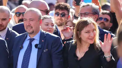 Özkan Yalım Evli Mi, Eşi Kim? Ayşeğül Yalım Kimdir?