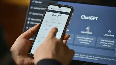 Yapay zekayla fikir sormak, sohbet etmek zararlı mı, gerçek hayattan koparır mı? Uzmanı bilinmeyenleri anlattı