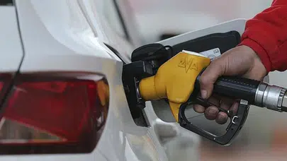 Akaryakıt fiyatlarına zam geldi mi? 27 Nisan 2026 tarihli güncel benzin ve motorin fiyatları!