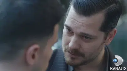 Eşref Tek'ten gençlere sert uyarı: Silahı değil kalemi seçin, asıl kahramanlık budur