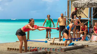 Survivor'da sular durulmuyor: Diskalifiye şoku adaya veda ettirdi