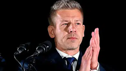 Macaristan'ın yeni başbakanı Peter Magyar kimdir ve hangi siyasi dönüşümlere imza atmaktadır?
