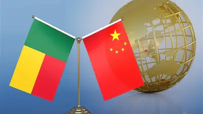 Xi Jinping: Benin Cumhurbaşkanı Wadagni'yi Kutladı ve Gelecek İçin Önerilerde Bulundu