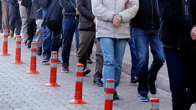 Vergi Denetiminde Rüşvet Skandalı: 4 İlde Eş Zamanlı Operasyon, 10 Kişi Gözaltında!