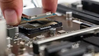 Hürmüz Boğazı'nda alarm zilleri: Çip ve gübre tedarikinde büyük kriz kapıda