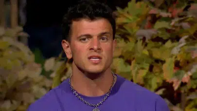 Survivor 2026'nın Gözdesi Engincan Tura: Kimdir ve Neden Dikkat Çekiyor?