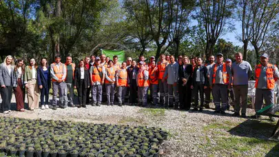 Özdemir, Atatürk Kültür Parkı Personeliyle Buluştu