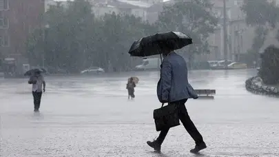 Hafta Sonu Hava Durumu: 16 İl İçin Şiddetli Yağış ve Fırtına İhtimali!